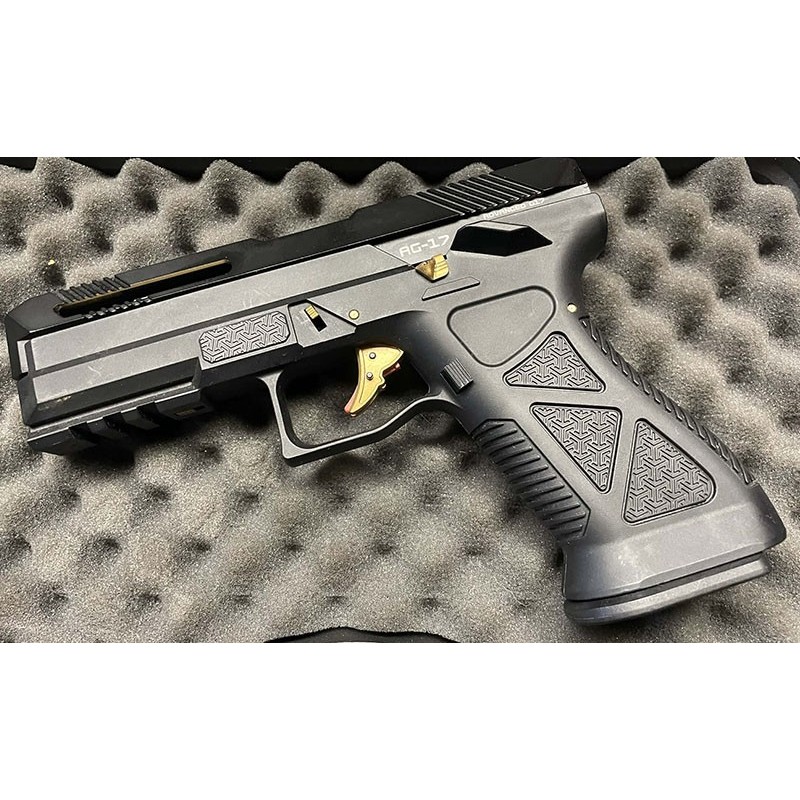 AG17 dans malette - occasion